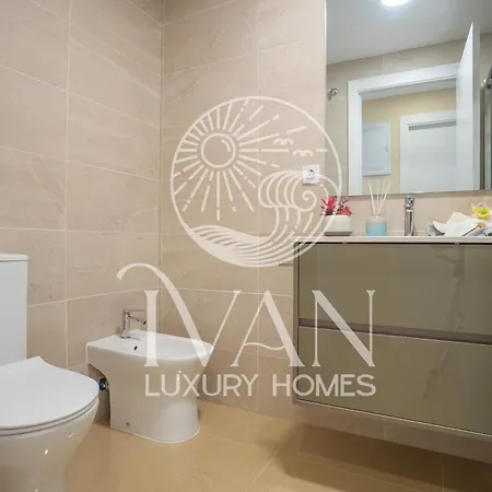 Casa Pitiusas Ivan Luxury Homes 1 ª Planta Sur 2ªlinea El Borseral